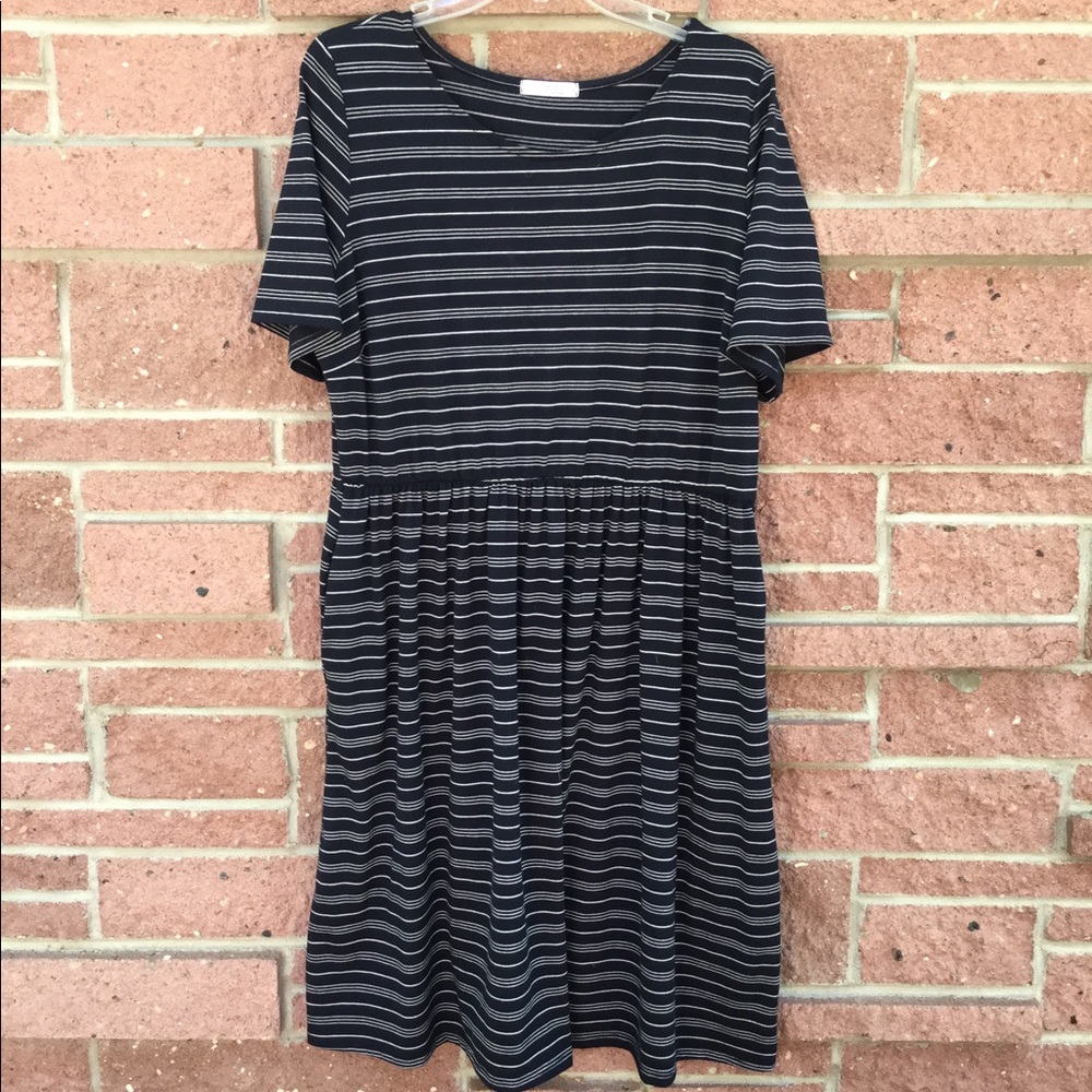 Honey and Lace Malibu Dress 3X